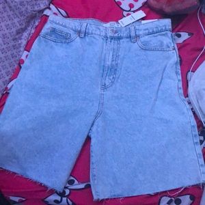 bermunda jean shorts, size 13